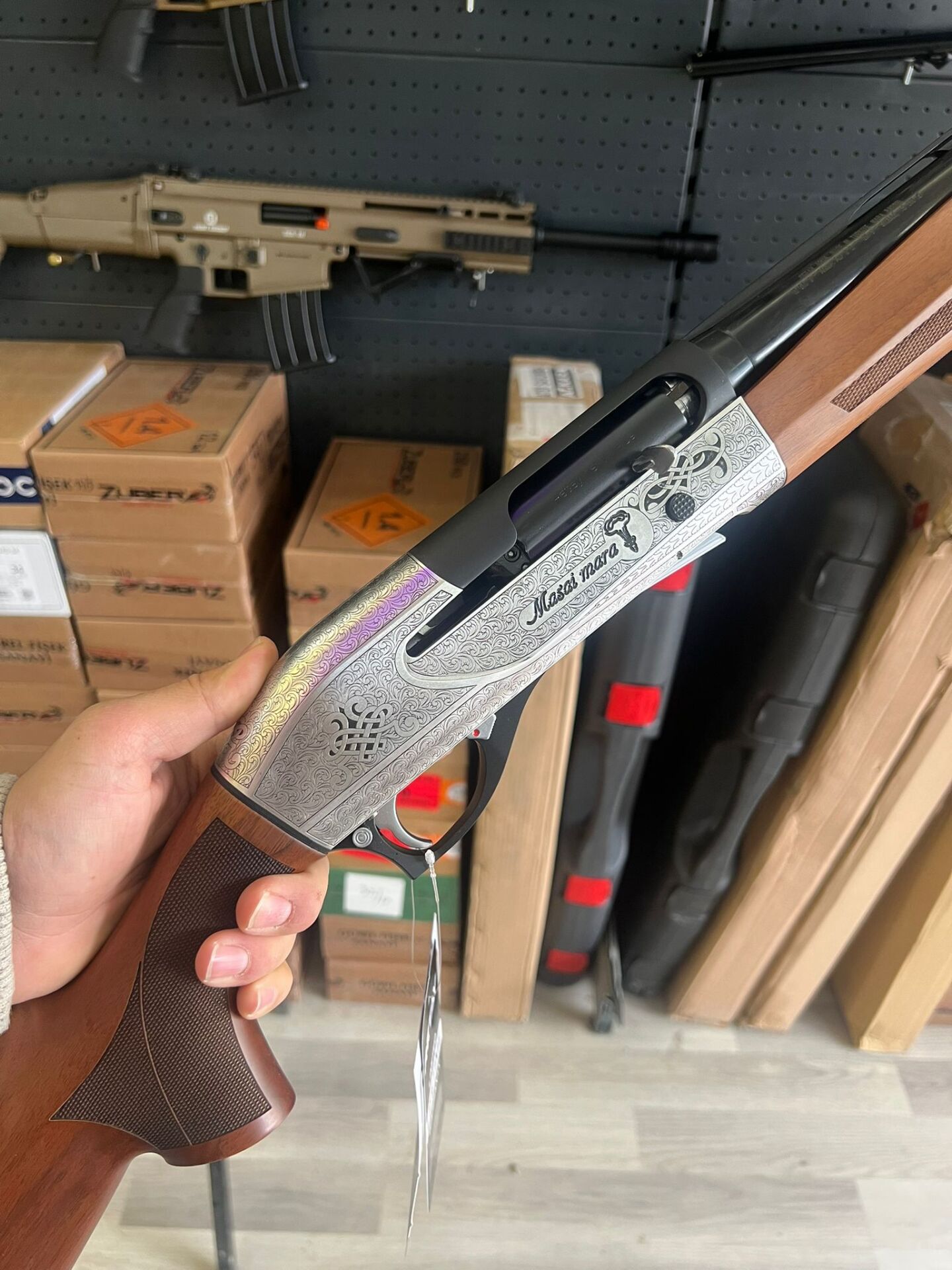 Retay Masai Mara Elegant ( Tığ İşleme ) 12 Cal. Otomatik Av Tüfeği