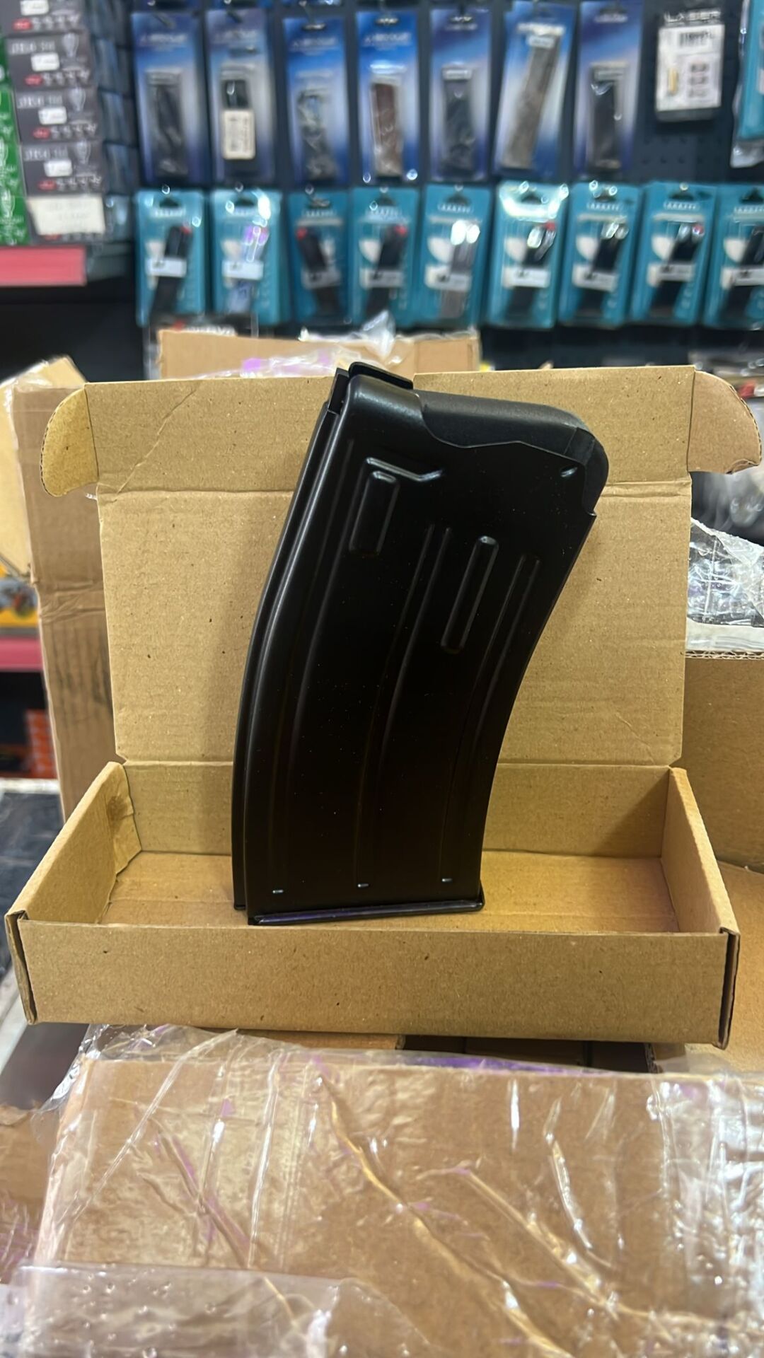 HUĞLU XR8 5 FİŞEK KAPASİTELİ ŞARJÖR