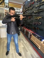 HUĞLU XR8 SİYAH ŞARJÖRLÜ AV TÜFEĞİ